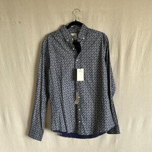 NWT Men’s Paisley shirt